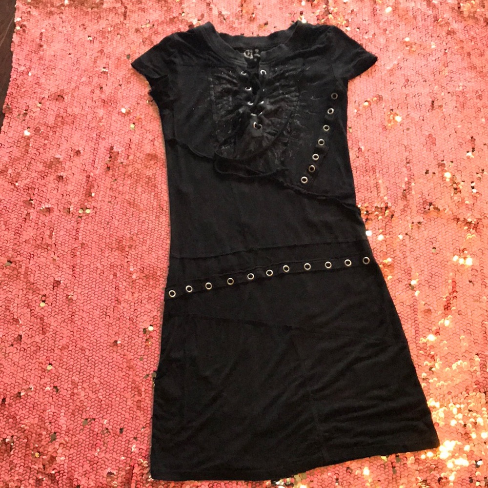 Fitted black dress